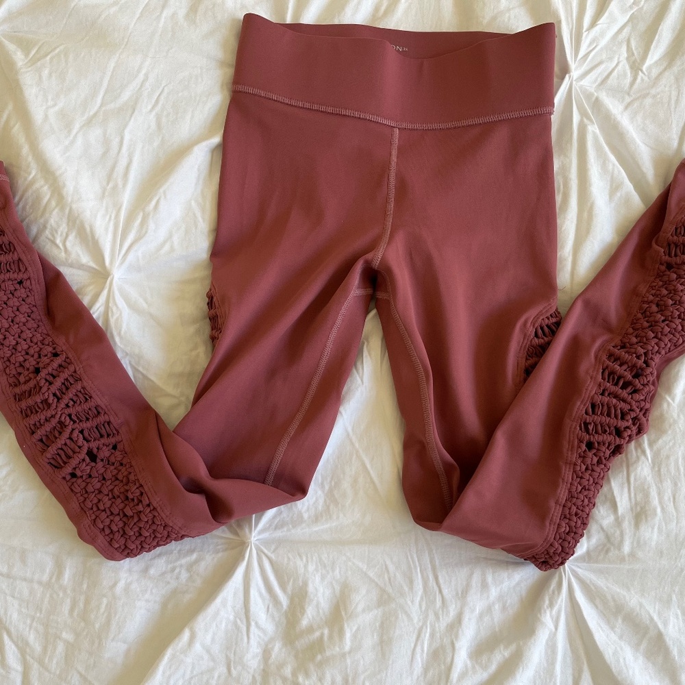 Carbon 38 Macrame Leggings